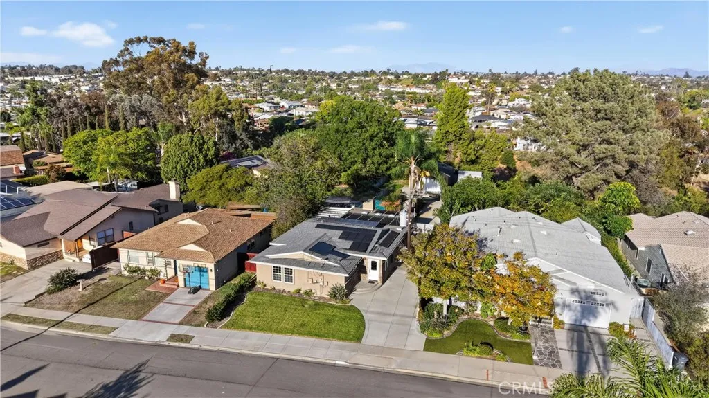 https://cdn.realtyfeed.com/cdn/127/306566472/1b3dd4eb3937abecccc8e30376504a0f.webp