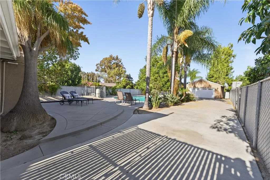 https://cdn.realtyfeed.com/cdn/127/306566472/9e4d02710080f820b7b0061e6f4028d8.webp