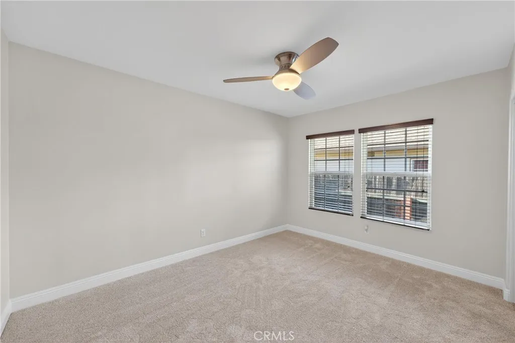 https://cdn.realtyfeed.com/cdn/127/306566472/ec1f97f739b44c592a98f0a9a7fa05fe.webp