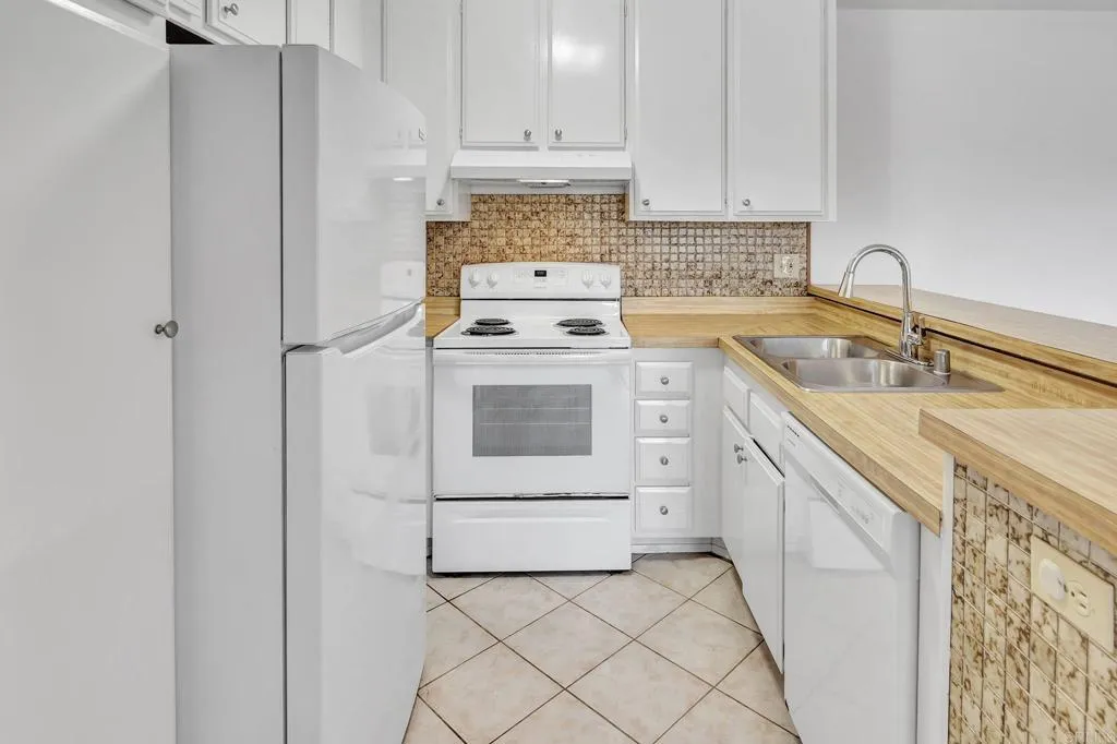 Photo #11: PTP2507831 Listing: Photo #11