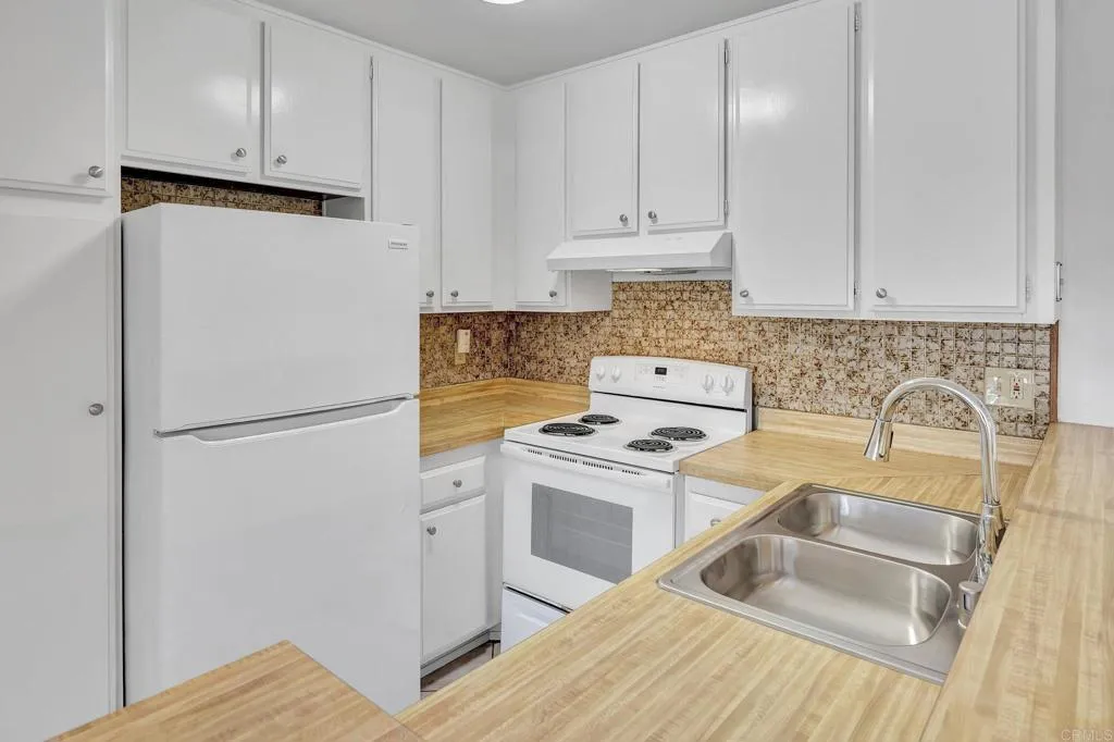 Photo #10: PTP2507831 Listing: Photo #10