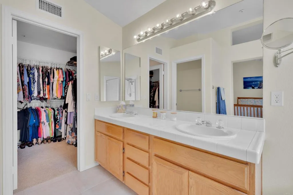 https://cdn.realtyfeed.com/cdn/127/306566494/d4394a58bb7150e3cd9d6c07382eda1d.webp