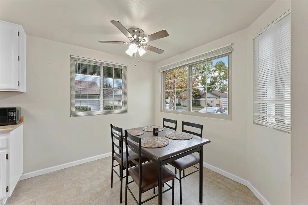 https://cdn.realtyfeed.com/cdn/127/306566506/a50cabf5e840c4e9a314498854daa1c0.webp
