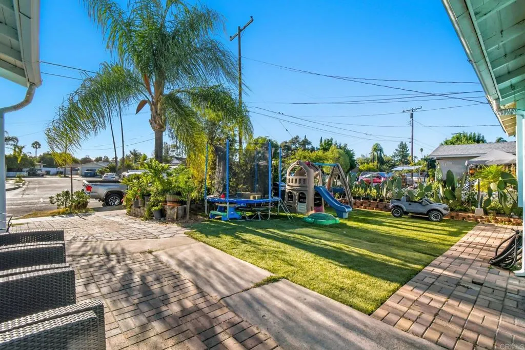 https://cdn.realtyfeed.com/cdn/127/306566509/1c01ba4bc433ebf38f7648983057e889.webp