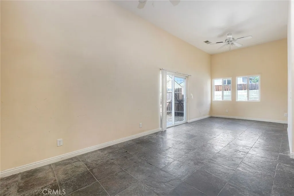 https://cdn.realtyfeed.com/cdn/127/306566528/2cdefa9cf9a934bcc4764d1352afb58b.webp