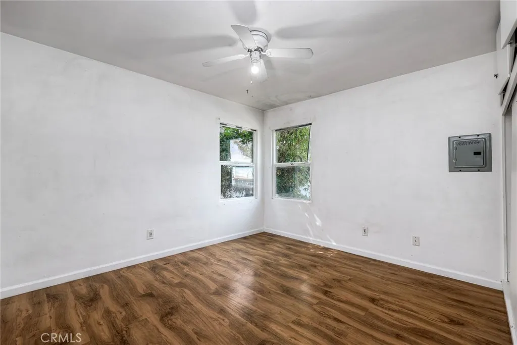 https://cdn.realtyfeed.com/cdn/127/306566528/be8b4dba894e60950a47882ba9a4e5ca.webp