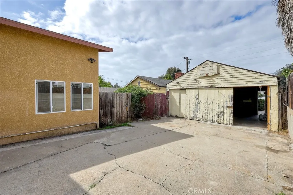 https://cdn.realtyfeed.com/cdn/127/306566528/cdffd3c2ebb75170d52a08e32dd8b77d.webp