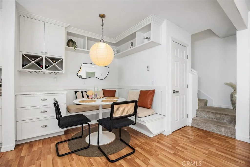 https://cdn.realtyfeed.com/cdn/127/306566529/85fbd2e477bb28d74701e6fd1c467fb9.webp