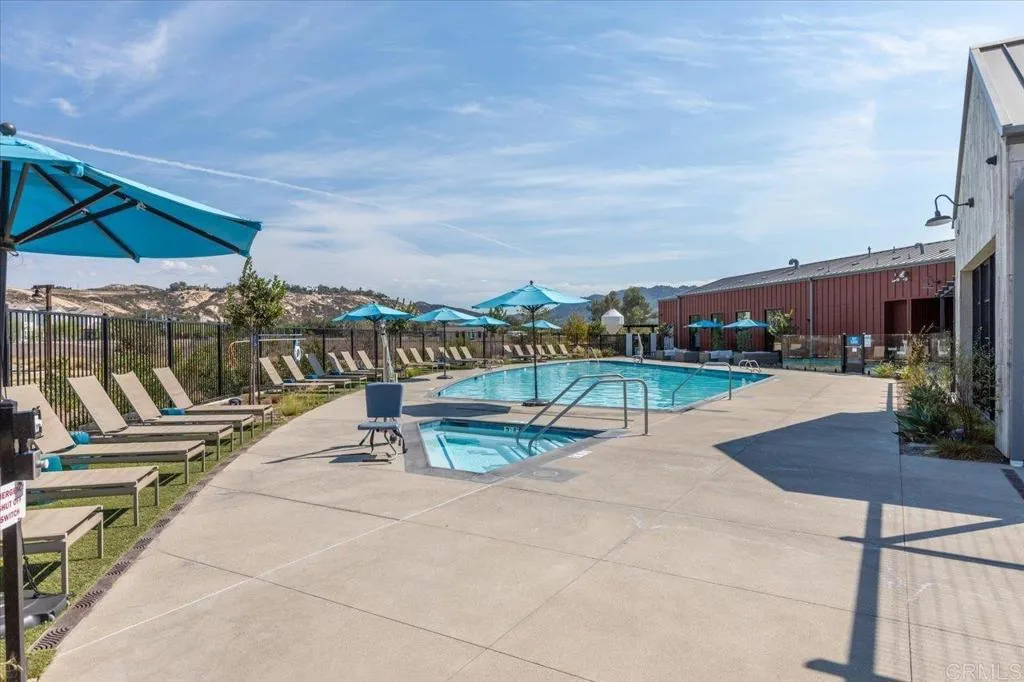 https://cdn.realtyfeed.com/cdn/127/306566531/cedadb1b6df91d359cc1ee91018007b4.webp