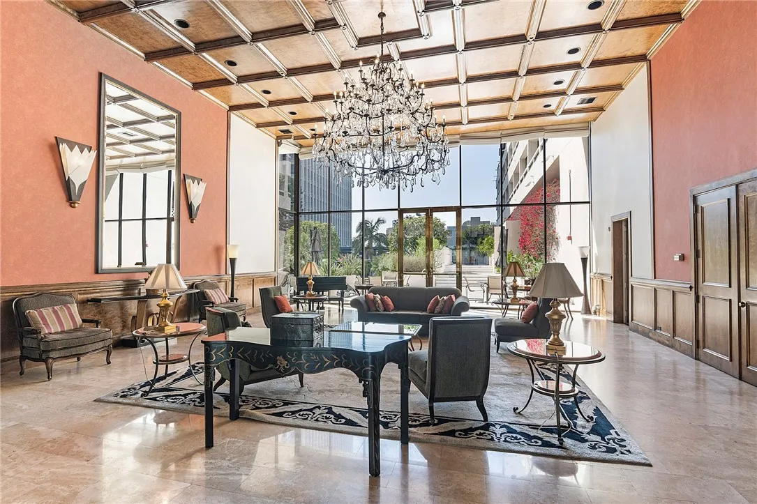 County - Los Angeles, CA 90012