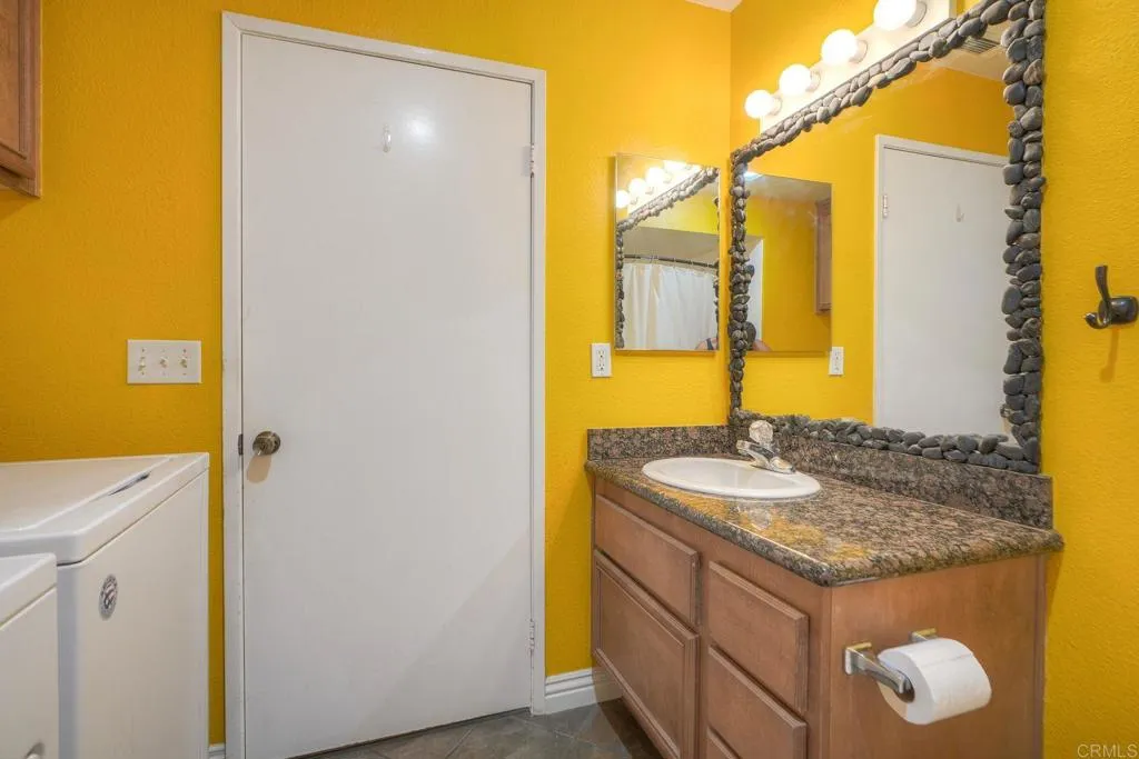 https://cdn.realtyfeed.com/cdn/127/306566628/1e120c87ca0f70d7ba986297405d3925.webp