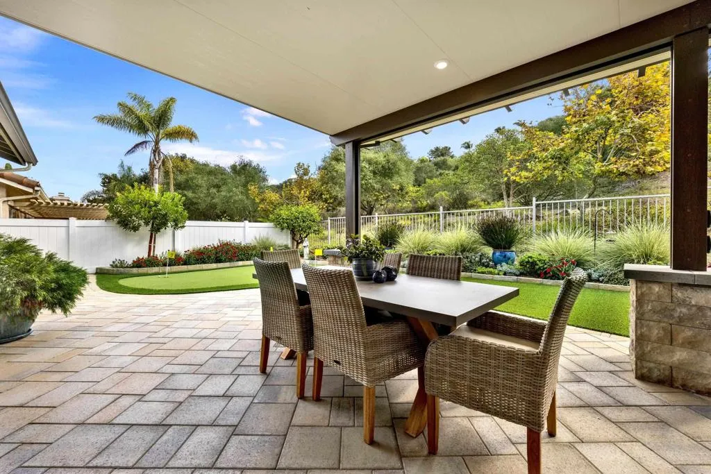 https://cdn.realtyfeed.com/cdn/127/306566632/6f87596a1c8f9b76f01c80e43063f01c.webp