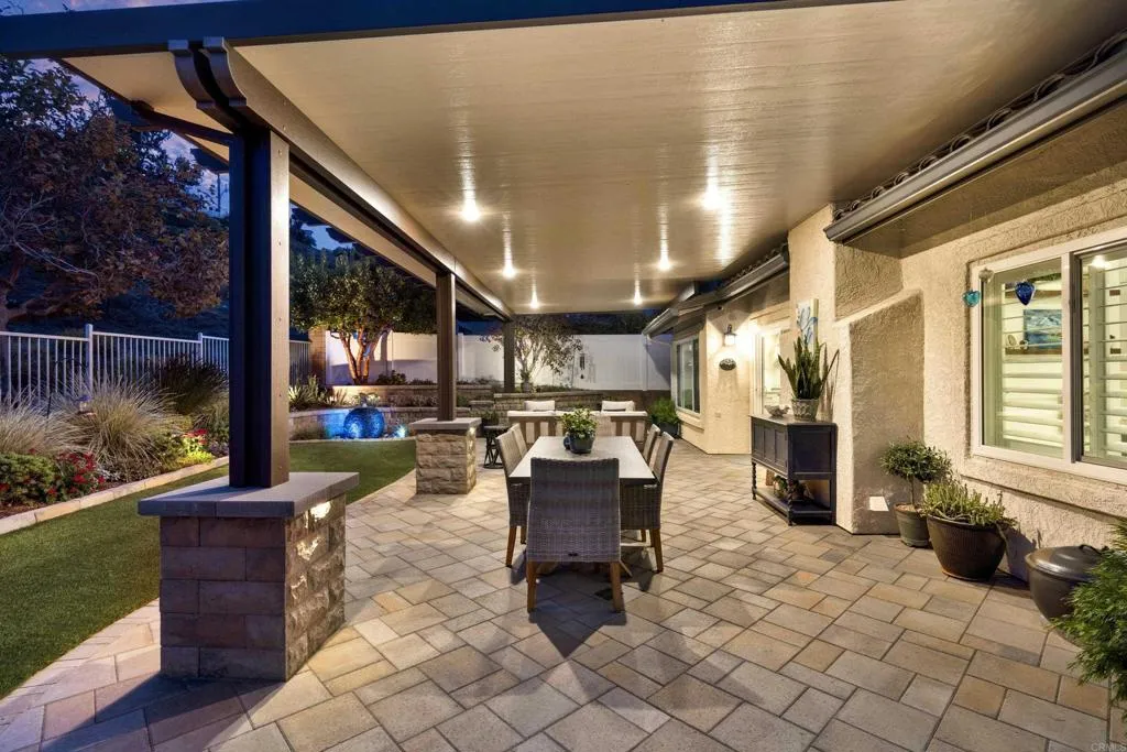 https://cdn.realtyfeed.com/cdn/127/306566632/9a23c866570c21ac19636f3250b17a82.webp