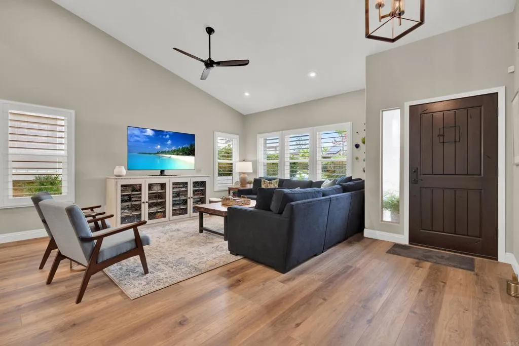 https://cdn.realtyfeed.com/cdn/127/306566632/d71aeb927490e0e58714d93937b12b80.webp