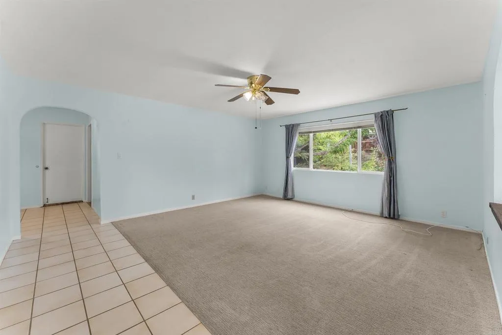 https://cdn.realtyfeed.com/cdn/127/306566697/041e6d1f225b28a78535f011227d4ca0.webp