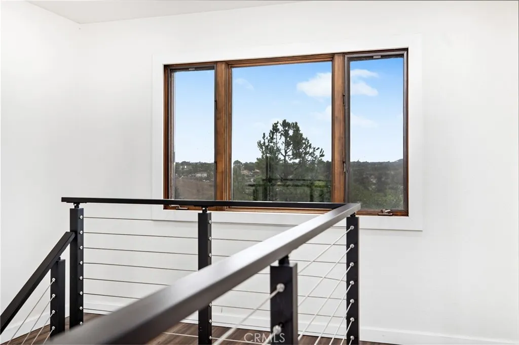 https://cdn.realtyfeed.com/cdn/127/306566803/57303cb2a97846f6ab8e9b749dd50807.webp