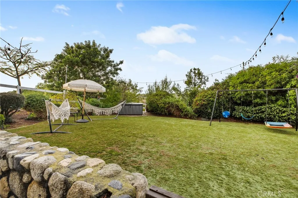 https://cdn.realtyfeed.com/cdn/127/306566803/a8f01318263d93040c82d7b991c214b9.webp