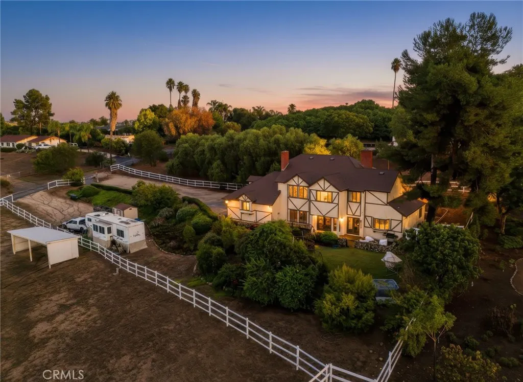 https://cdn.realtyfeed.com/cdn/127/306566803/e435b607f0062a36fdaf295e08aad74b.webp