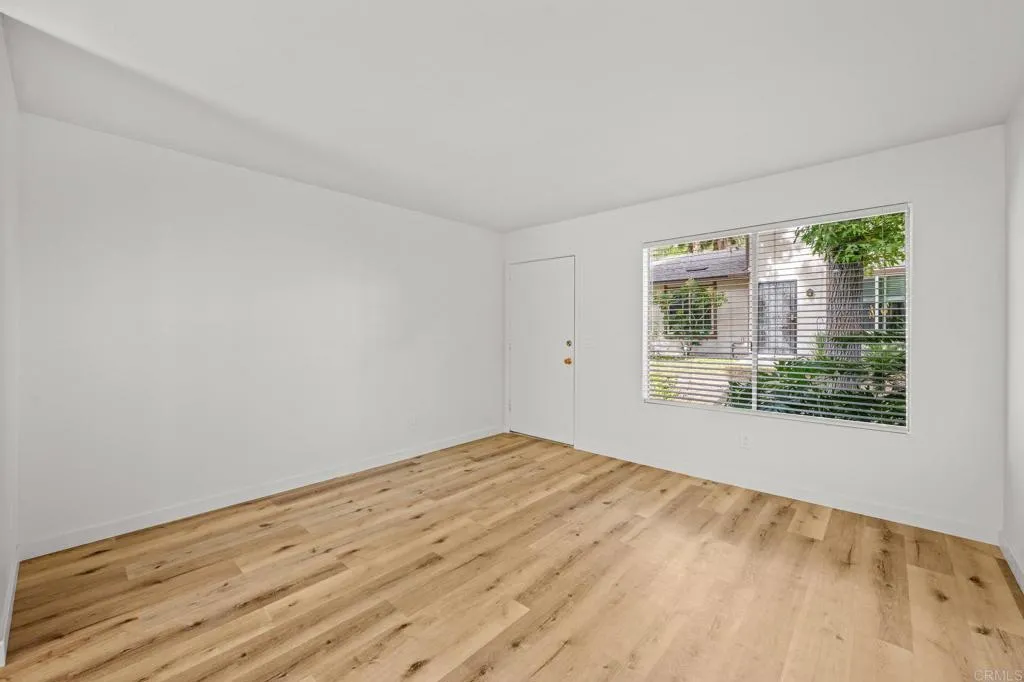 https://cdn.realtyfeed.com/cdn/127/306566807/27809324d4c8819cd4c800d7eeb0ad2b.webp