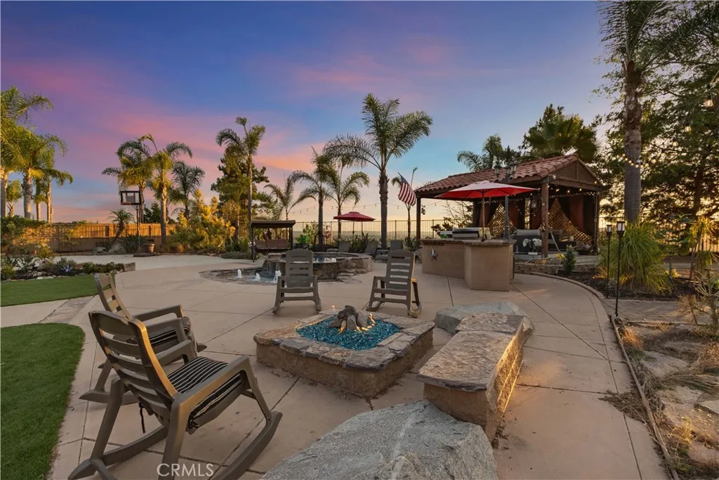https://cdn.realtyfeed.com/cdn/127/306566820/a32d26f616f21b04a06f11f89be6dbb2.webp