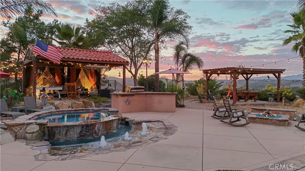 https://cdn.realtyfeed.com/cdn/127/306566820/cdb978c208cb3856fb94e84becb2bed1.webp