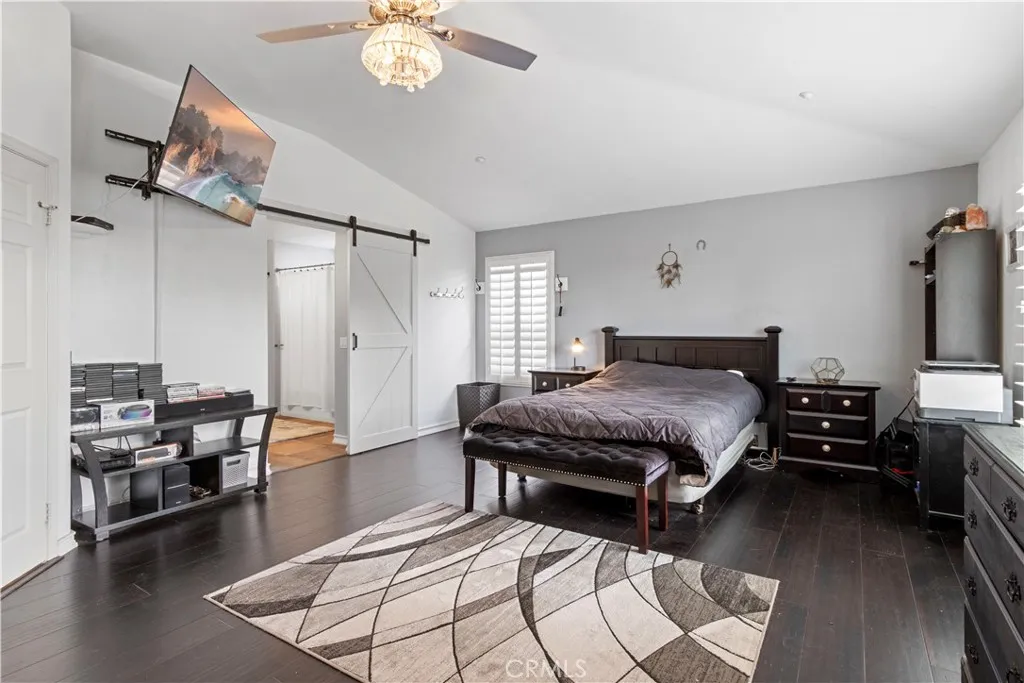 https://cdn.realtyfeed.com/cdn/127/306566820/d358b68c5bc9e5595358ef5c95032a57.webp