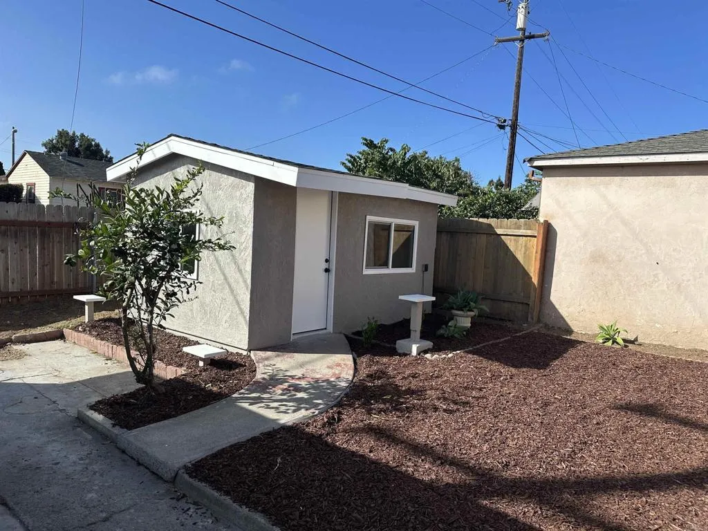 https://cdn.realtyfeed.com/cdn/127/306566883/912c3477638ca83361a8f49a847f746f.webp