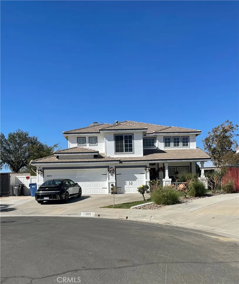 Lancaster, CA 93535