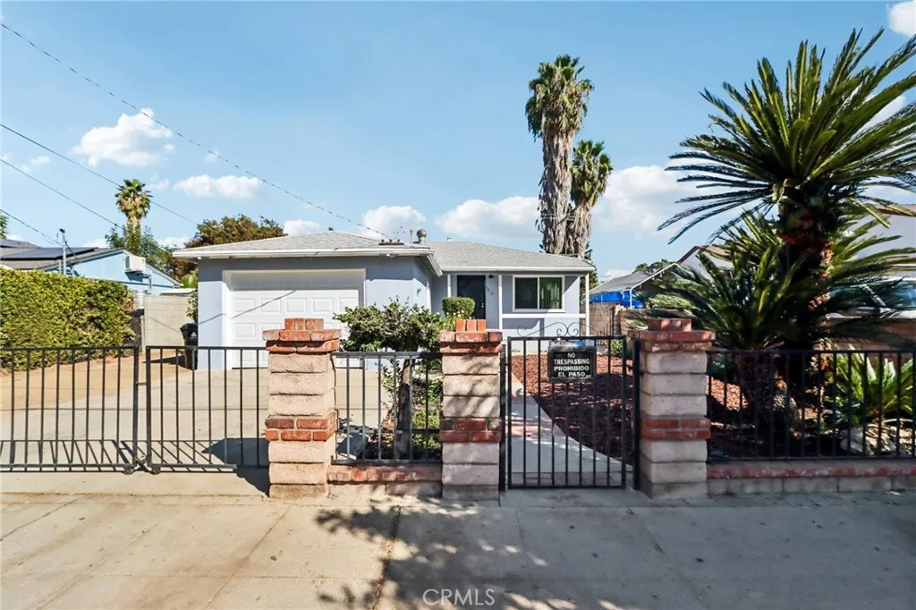 Canoga Park, CA 91303