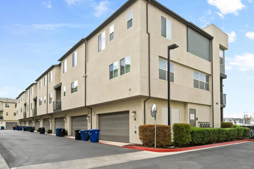 https://cdn.realtyfeed.com/cdn/127/306567040/45a67d2bbe8bcdb93ad53bd65f5b57cd.webp