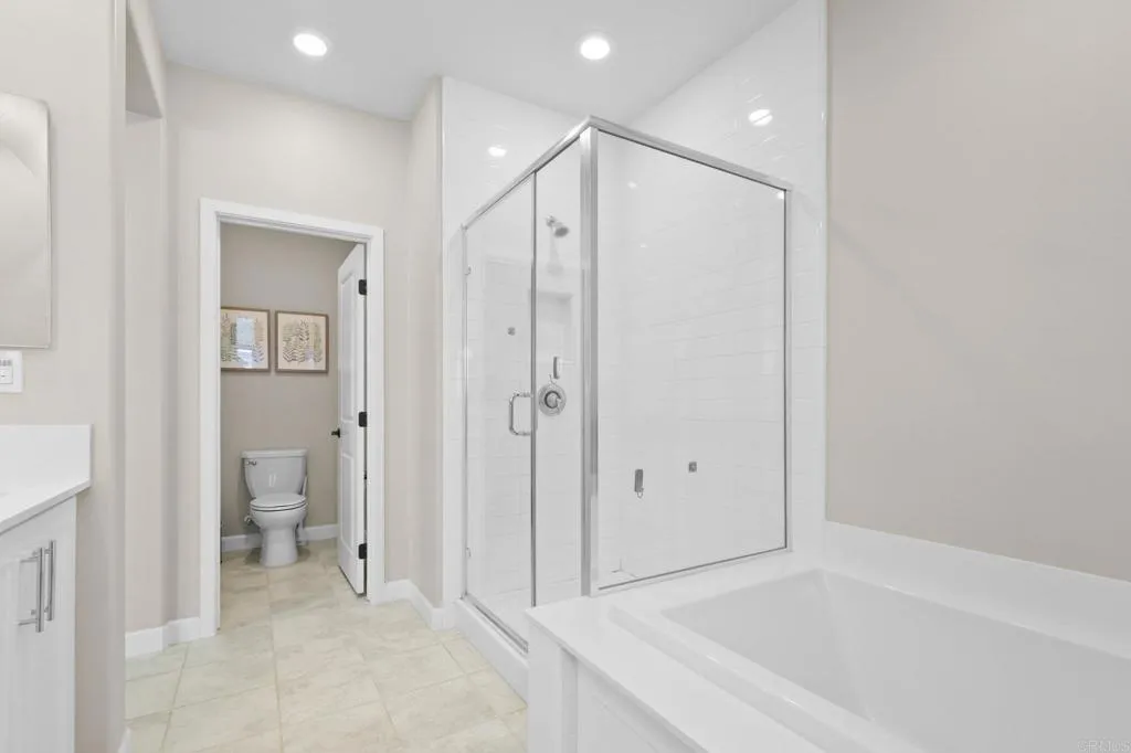 https://cdn.realtyfeed.com/cdn/127/306567040/b2e9604eaa9134325c57be1bb5f78fac.webp