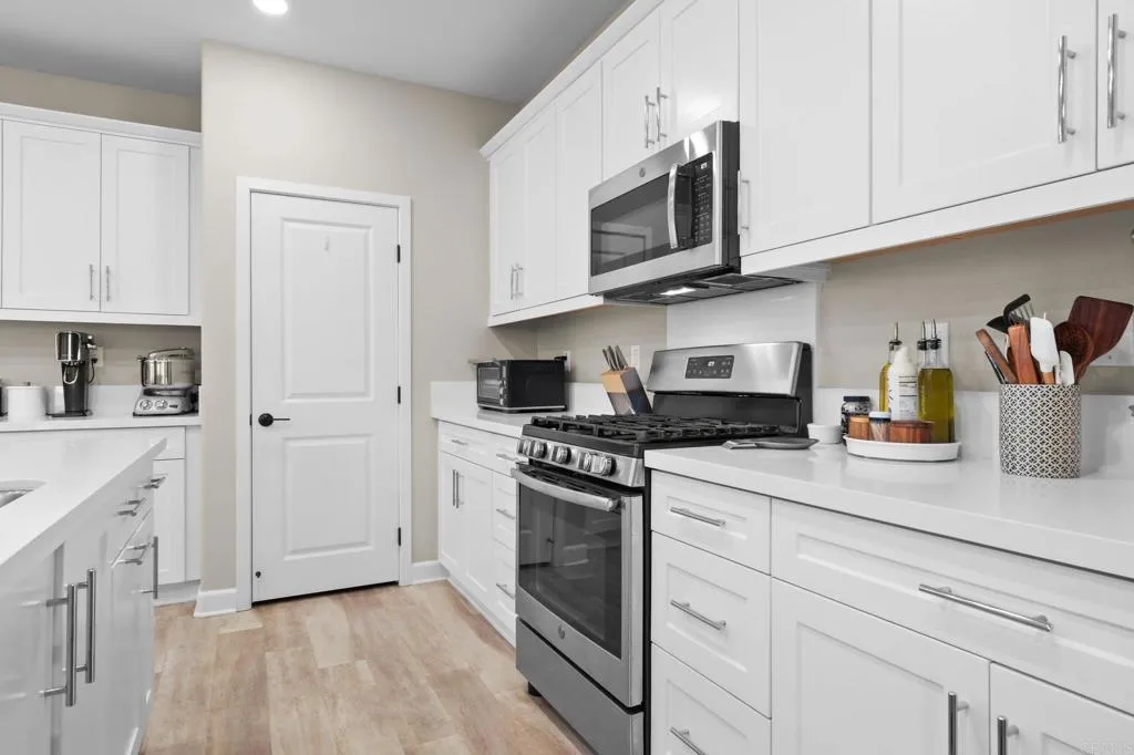 Photo #18: PTP2507848 Listing: Photo #18