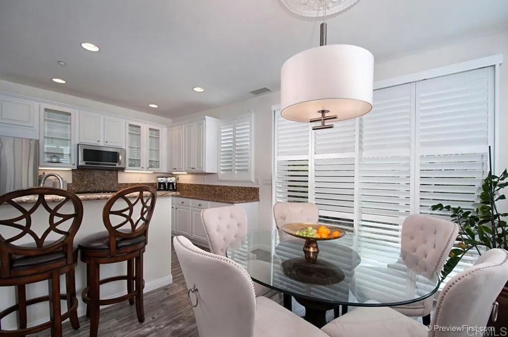 https://cdn.realtyfeed.com/cdn/127/306567054/2730c6c8ab37680263a558160eaa64ac.webp