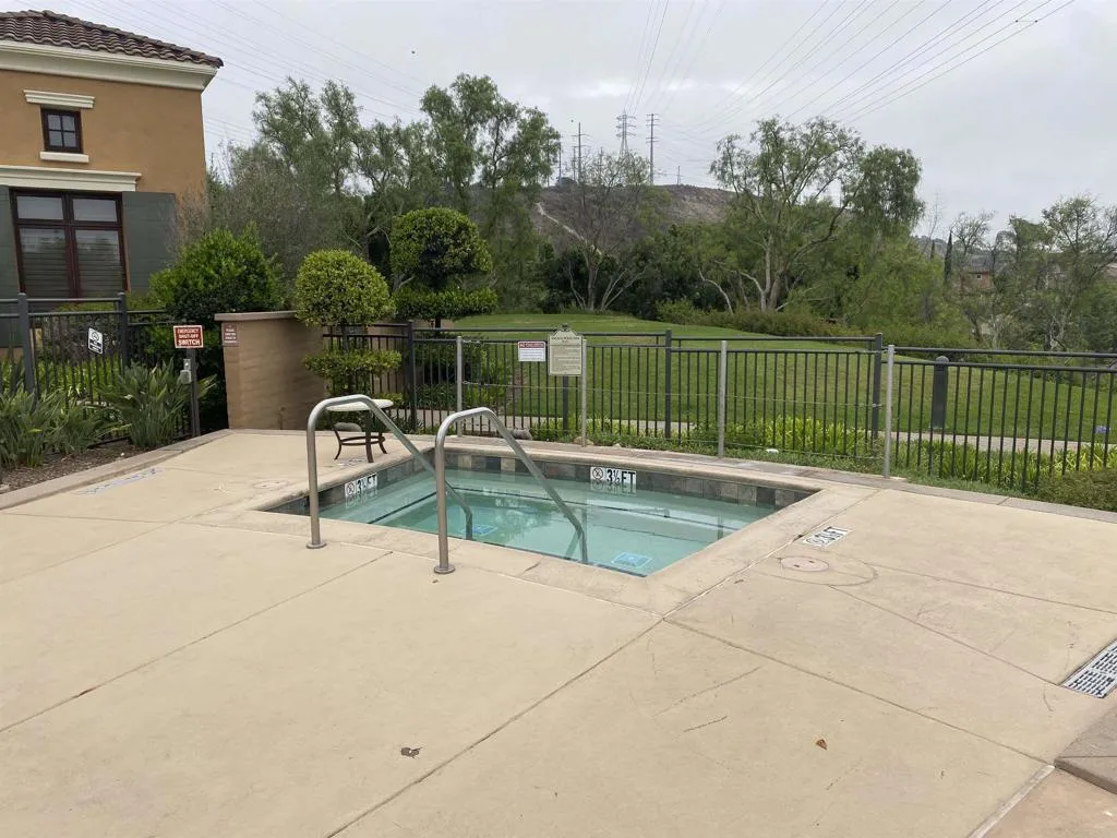 https://cdn.realtyfeed.com/cdn/127/306567107/18c27b770c47c35a9bee78c206985785.webp