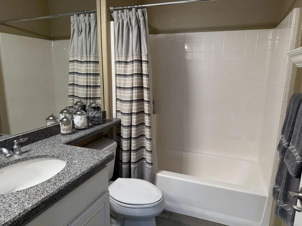 https://cdn.realtyfeed.com/cdn/127/306567107/2eb0f7d37bc0774cc0c6d83ca35e6a0e.webp