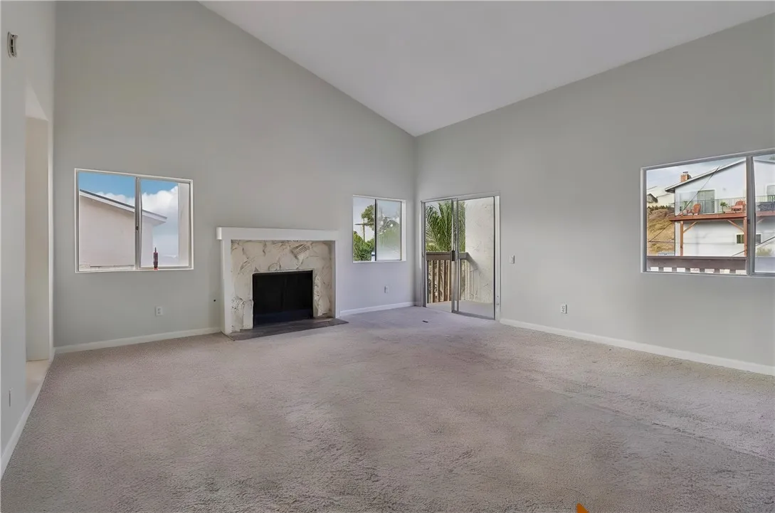 https://cdn.realtyfeed.com/cdn/127/306567132/6851b46ce9b1f11c7c7b3797ea7c8c95.webp