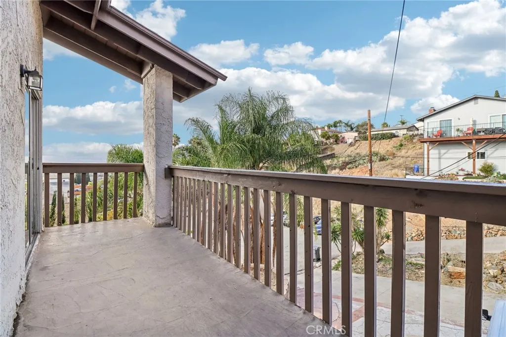 https://cdn.realtyfeed.com/cdn/127/306567132/77d84e1e2e5fd121a8ab586f7c0e50da.webp