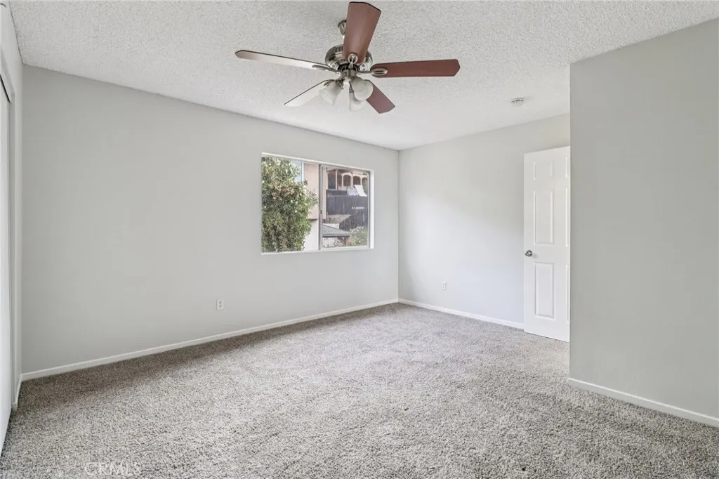 https://cdn.realtyfeed.com/cdn/127/306567132/dbbce9fab9a11f2a6676e03766e352f3.webp