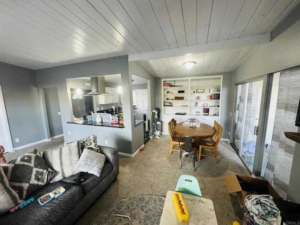 https://cdn.realtyfeed.com/cdn/127/306567157/4d943ad28e1978108e9000c4fffad733.webp