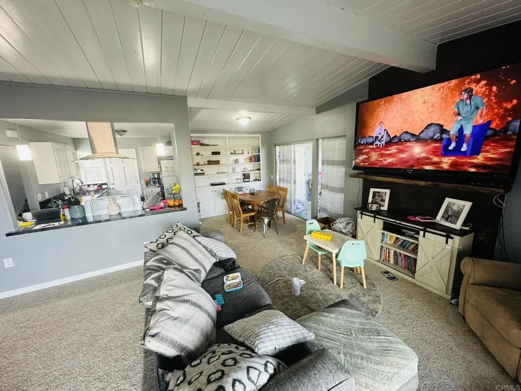 https://cdn.realtyfeed.com/cdn/127/306567157/c1592bc1c506a564ee4601d5655096f6.webp