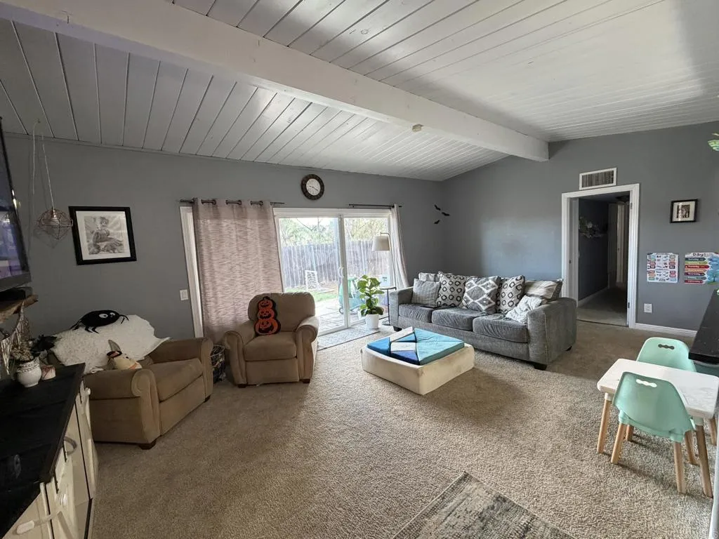 https://cdn.realtyfeed.com/cdn/127/306567157/d79f277db921e435ff6ba0c71d4ca336.webp