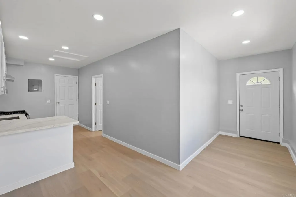 https://cdn.realtyfeed.com/cdn/127/306567166/813205a4e6d3c299c3902ab1a46d0e71.webp