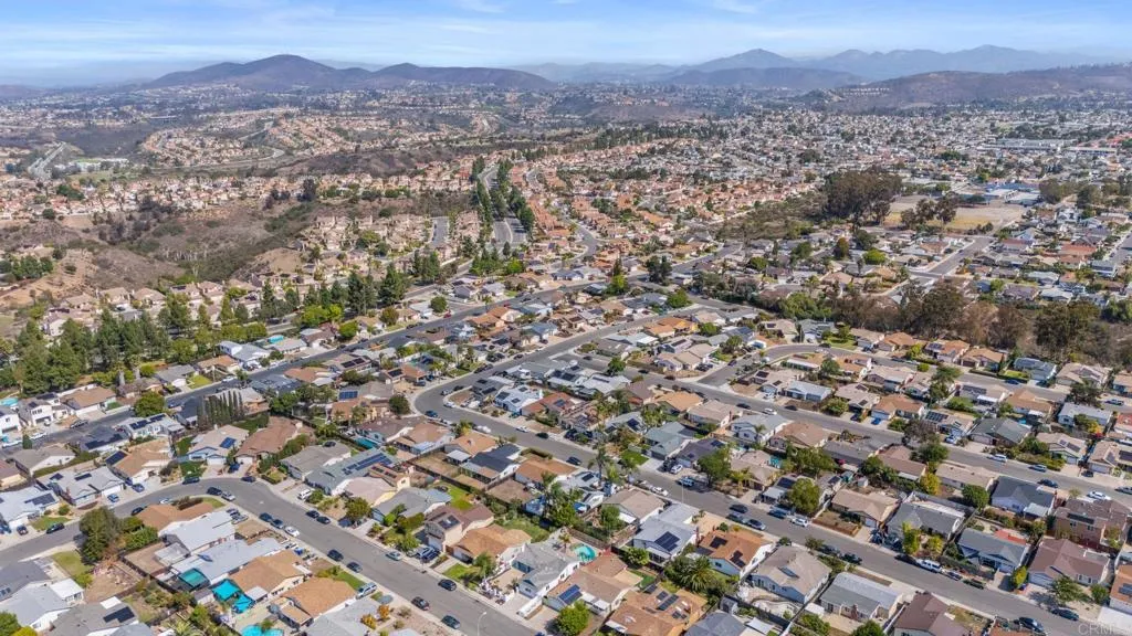 https://cdn.realtyfeed.com/cdn/127/306567166/d482ca497478f71bf096b54e8dee4ac0.webp