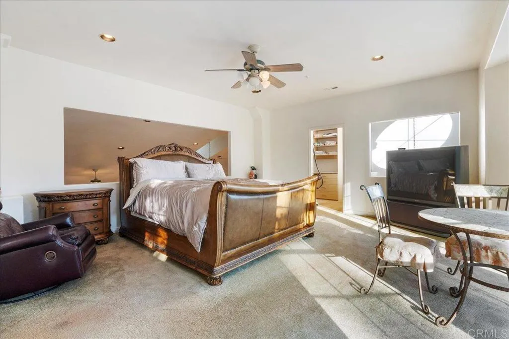 https://cdn.realtyfeed.com/cdn/127/306567191/6d041fb078401303e22e8b9666978f61.webp