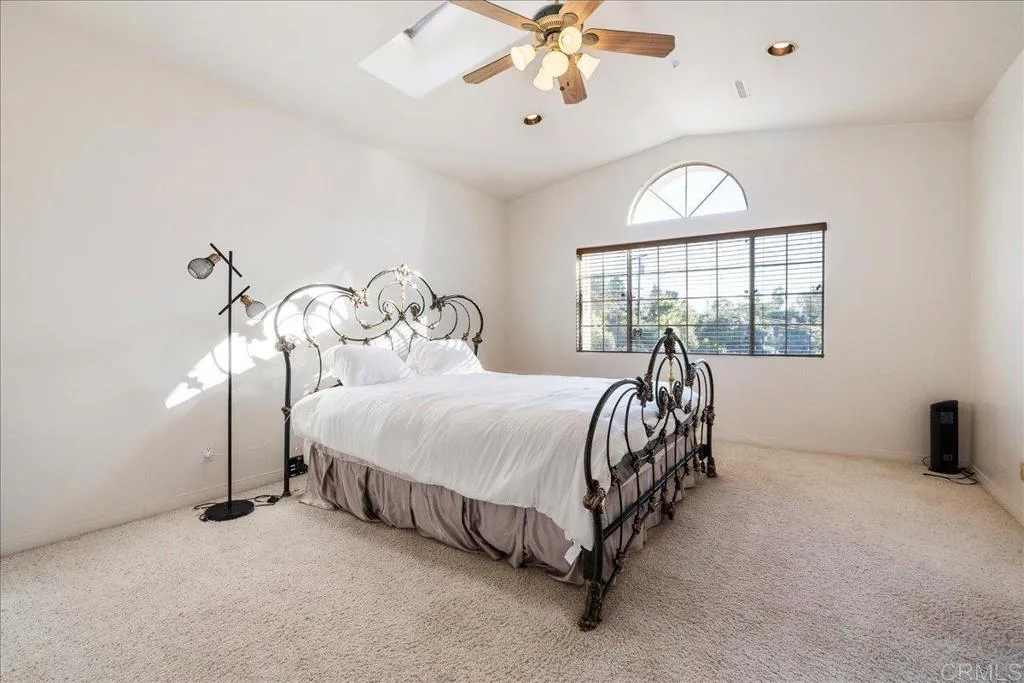 https://cdn.realtyfeed.com/cdn/127/306567191/7e43f1b88e5d397ae67ac5174246d582.webp