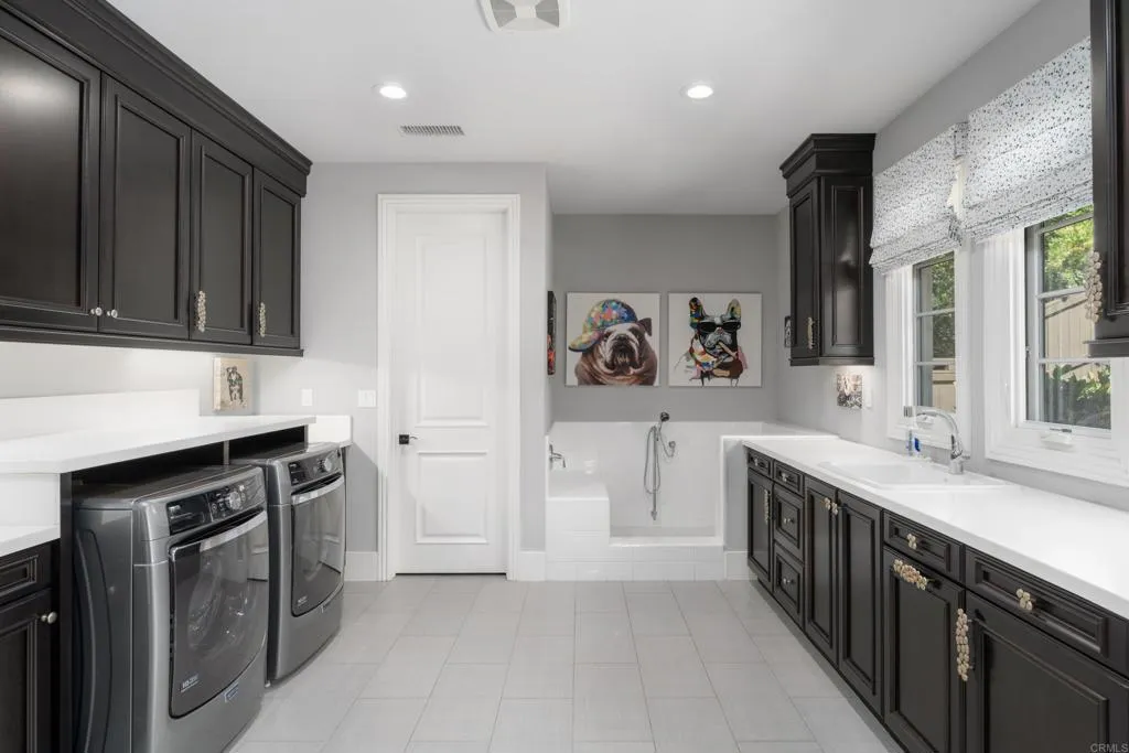 https://cdn.realtyfeed.com/cdn/127/306567229/2a15084096bcbb1fd2c683a39364db4f.webp