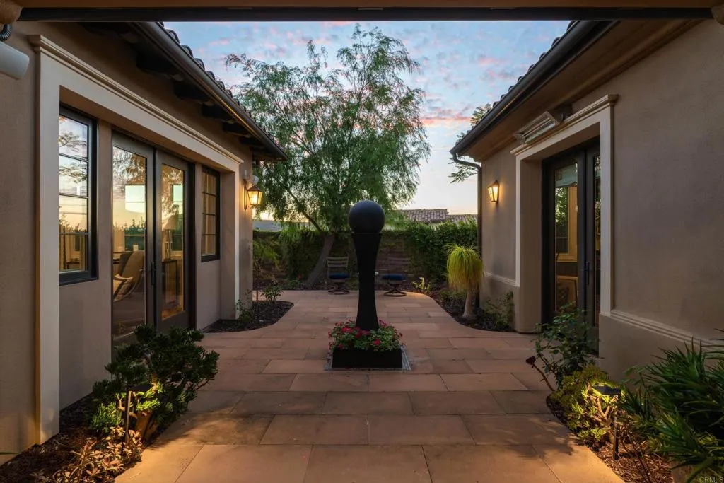 https://cdn.realtyfeed.com/cdn/127/306567229/647a4bb04789d3884b1156a77df9885c.webp