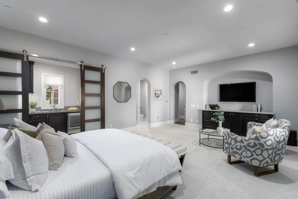 https://cdn.realtyfeed.com/cdn/127/306567229/a548cac64d895b7f2f0a36522e653334.webp