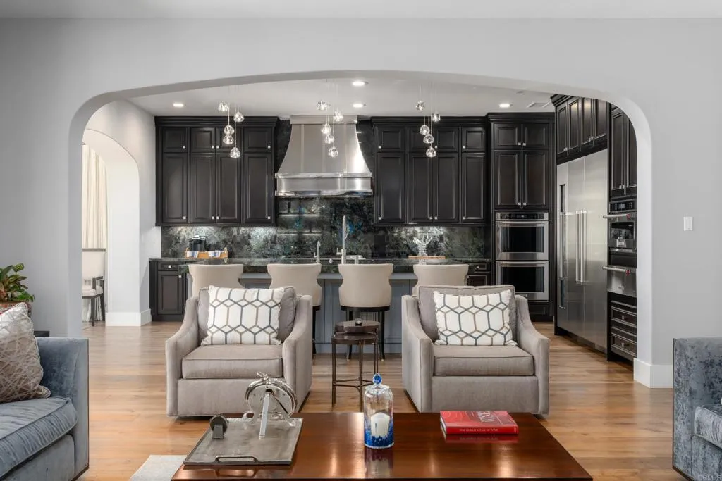 https://cdn.realtyfeed.com/cdn/127/306567229/f3446cd35e5fd0d18f1aabb1edcc72ed.webp