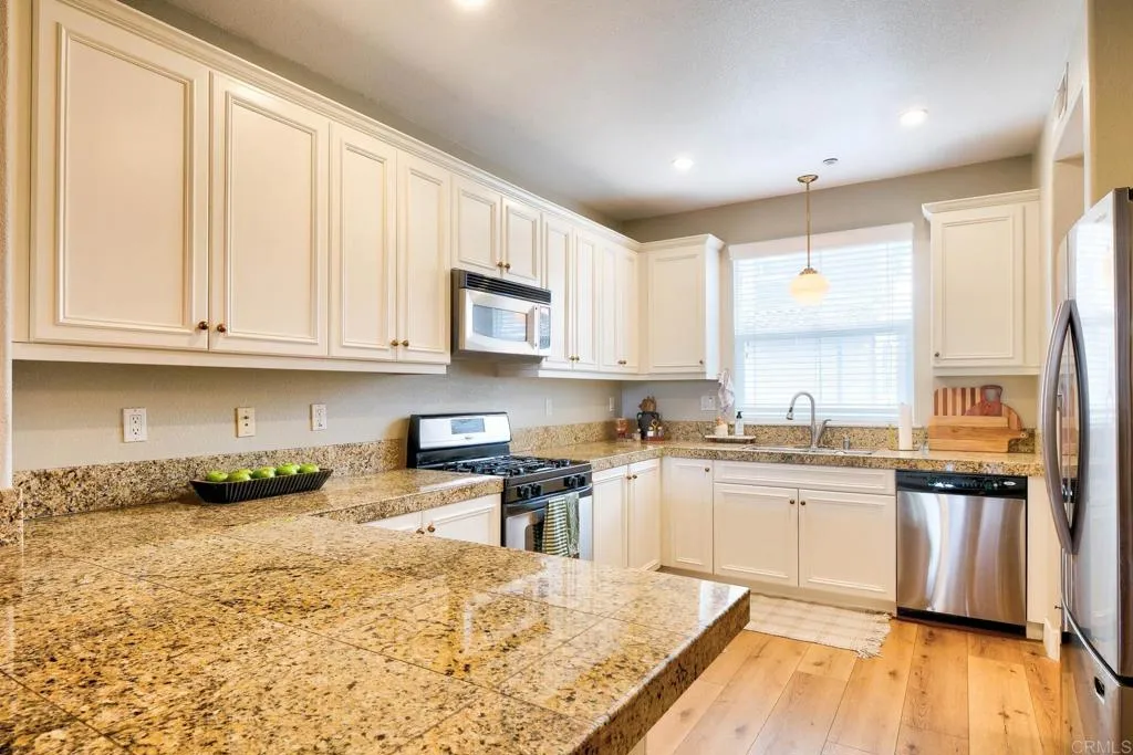 https://cdn.realtyfeed.com/cdn/127/306567265/7c19e9829346a8f5ae66bd144ee10def.webp